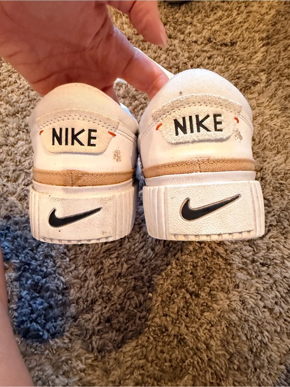 Nike women’s White Sneakers with Black Swoosh and Tan Accent court legacy style